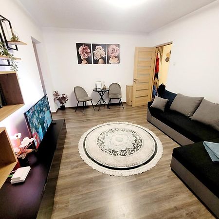 Christal Apartment Bacău Zewnętrze zdjęcie